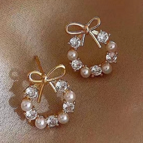 Jewelry - Bowknot Garland Earrings